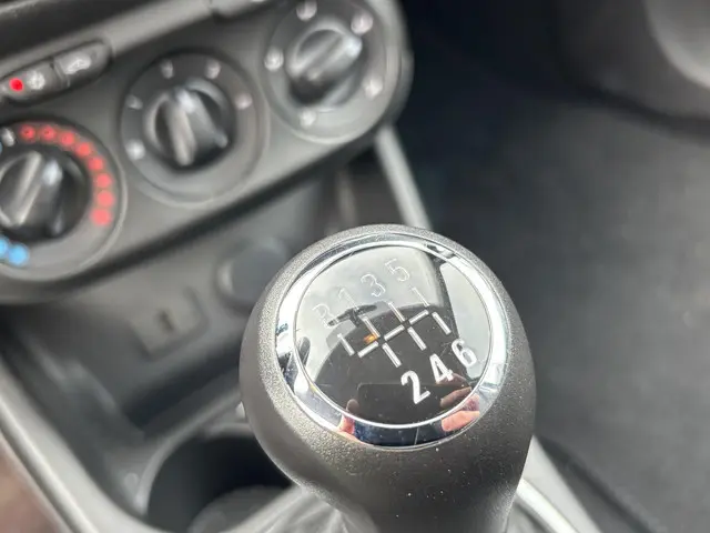 Opel Corsa 1.0 Turbo Edition 2019 Benzine 16