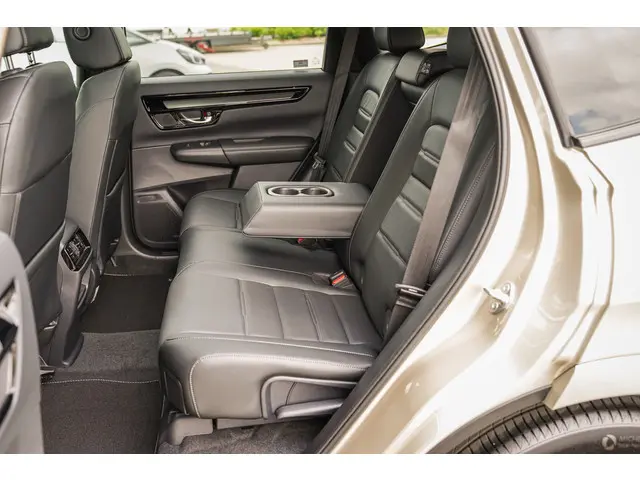 Honda CR-V 2.0i e:PHEV ADVANCE TECH 2025 Hybride Benzine 58