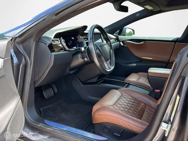 Tesla Model S 100D Black Pack 2018 Elektrisch 9