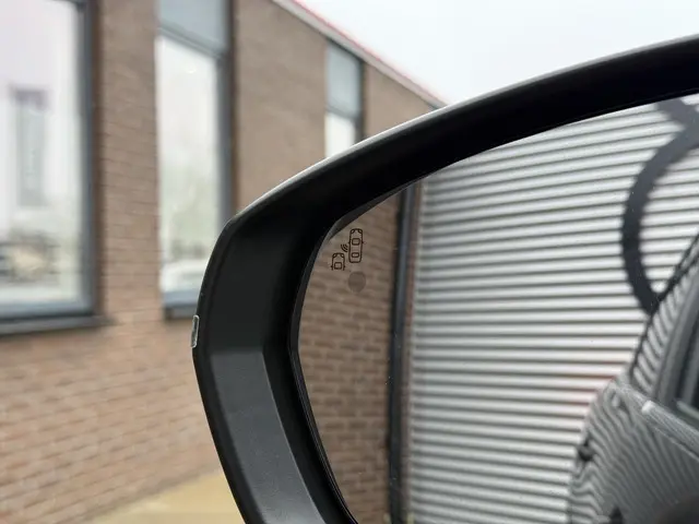 Peugeot 3008 1.2 PureTech GT Line 2017 Benzine 28