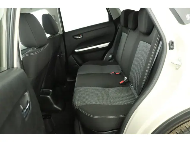 Suzuki Vitara 1.6 Exclusive 2015 Benzine 18
