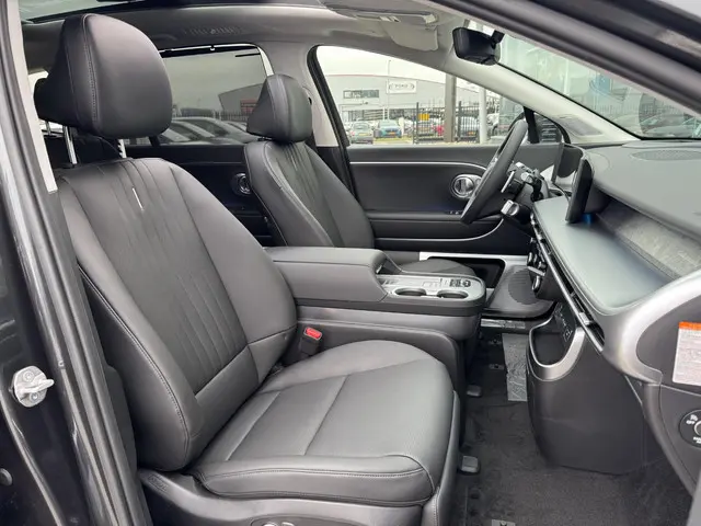 Hyundai IONIQ 9 Lounge AWD+ 7p. 110.3 kWh 2026 Elektrisch 11