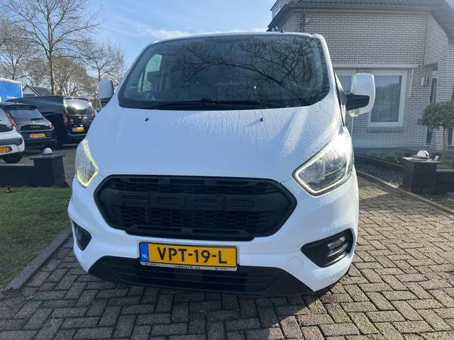 Ford Transit Custom 2