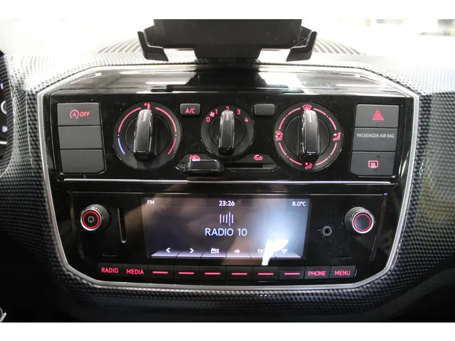 Volkswagen up! 1.0 BMT move up! 2017 Benzine 11