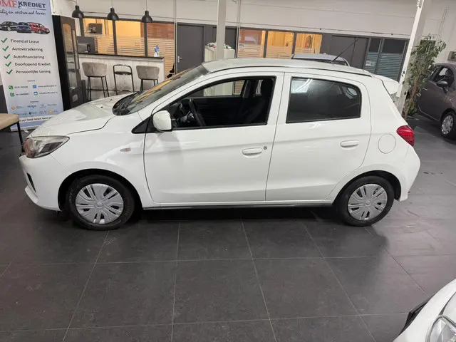 Mitsubishi Space Star 1.2 Cool+ 2022 Benzine 4