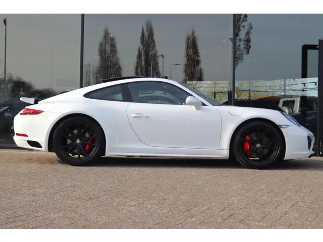 Porsche 911 3.0 CARRERA 4S PDK *BTW* 2017 Benzine 12