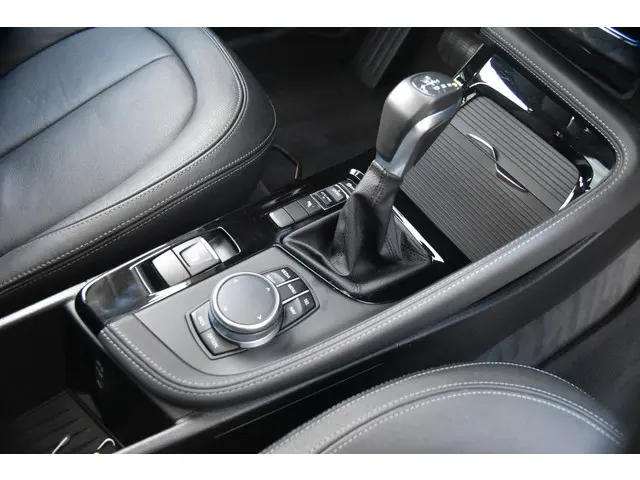 BMW X1 sDrive20i High Executive 2017 Benzine 20