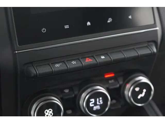 Renault Clio TCe 100 Intens 2020 Benzine 39