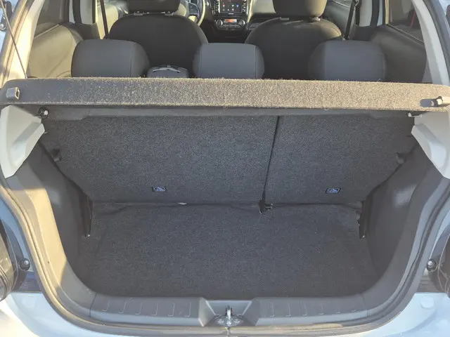 Mitsubishi Space Star 1.2 Nova 2021 Benzine 9