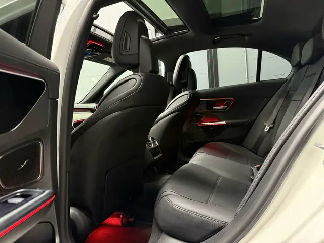 Mercedes-Benz C-Klasse 300 d AMG Line 2023 2023 Diesel 13