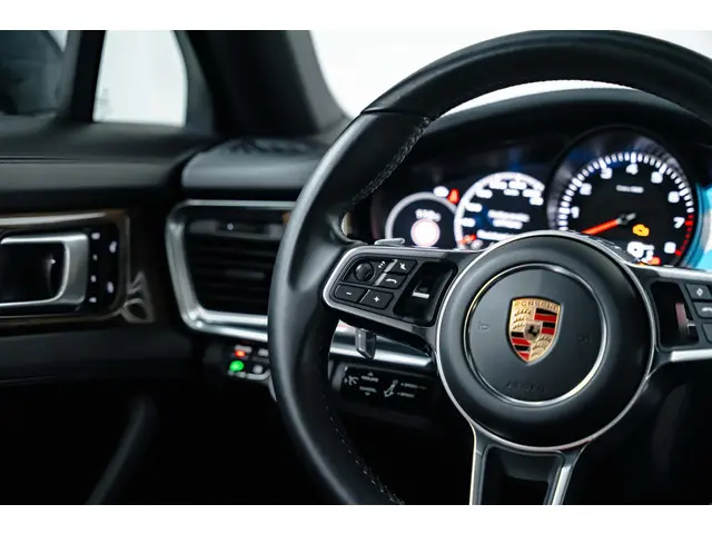 Porsche Panamera Sport Turismo 2.9 4S 2018 Benzine 21