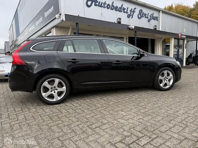 Volvo V60 1.6 T3 Momentum 2015 Benzine 6