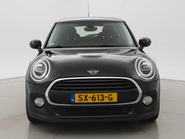 MINI Cooper MINI 1.5 136PK AUT. PEPPER 2018 Benzine 7