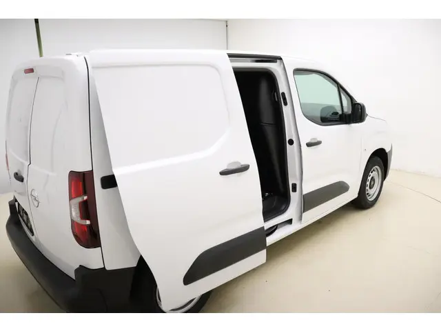 Opel Combo 1.5 BlueHDi 100pk S&S L1 2024 Diesel 18