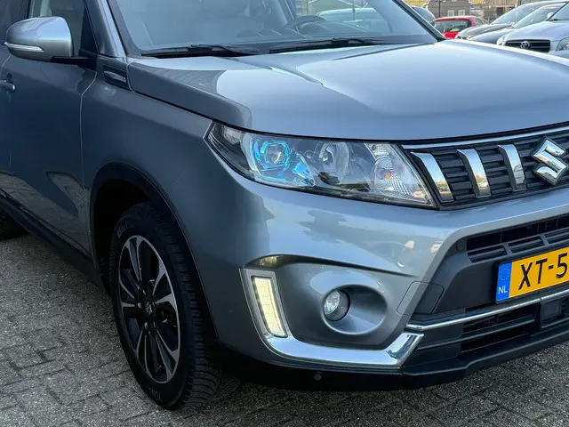 Suzuki Vitara 1.0 Boosterjet Stijl automaat 2019 Benzine 2