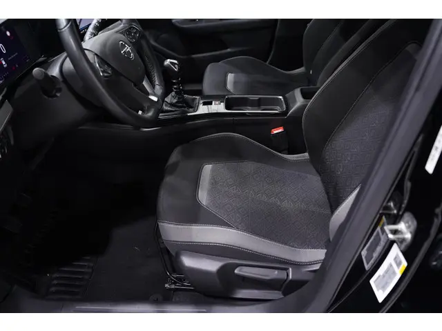 Opel Mokka 1.2 Turbo Elegance 2022 Benzine 26