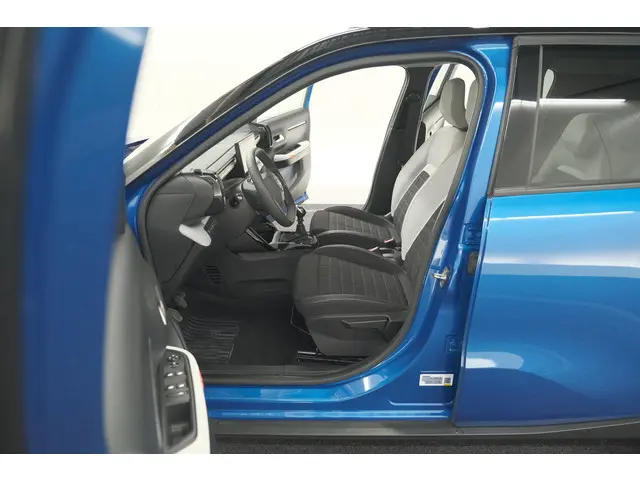 Citroën C3 1.2 Turbo 100pk Max 2025 Benzine 25