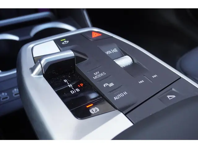 BMW iX1 eDrive20 2025 Elektrisch 12