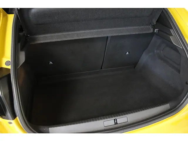 Peugeot 208 1.2 PureTech GT Pack 130 PK. 2021 Benzine 26