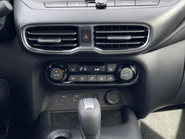 Nissan Juke 1.6 Hybrid N-Connecta 2026 Hybride Benzine 18