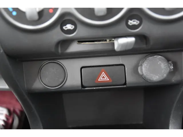 Suzuki Alto 1.0 Comfort EASSS 2014 Benzine 10