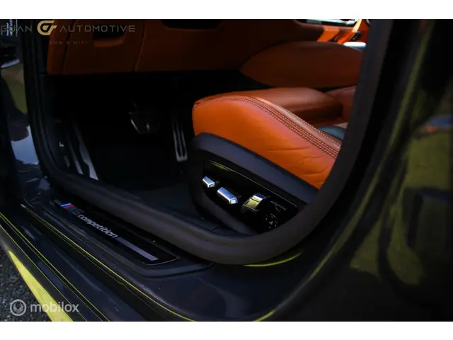 BMW M5 5-serie Competition 2020 Benzine 38