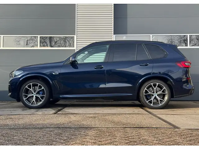 BMW X5 xDrive45e High Executive 2022 Hybride Benzine 2