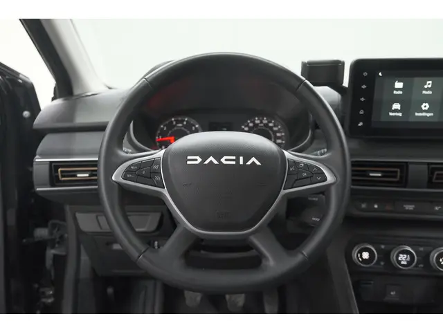 Dacia Jogger TCe 110 Extreme 2025 Benzine 35