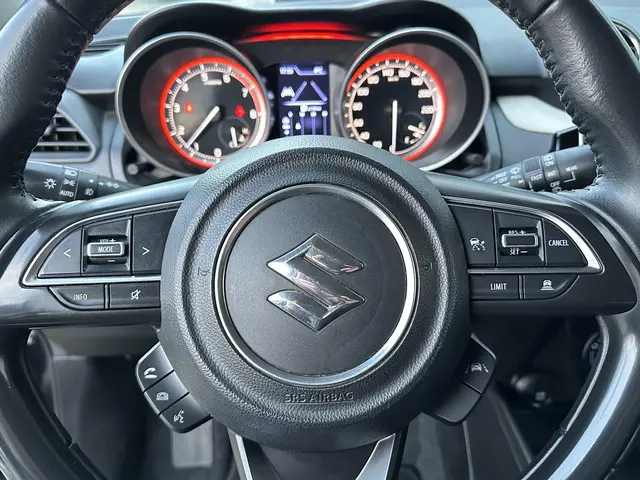 Suzuki Swift 1.2 SPORT Smart Hybrid 2020 Benzine 15