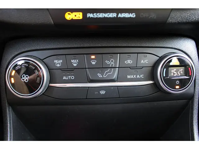 Ford Fiesta 1.0 EcoBoost Titanium 2018 Benzine 19