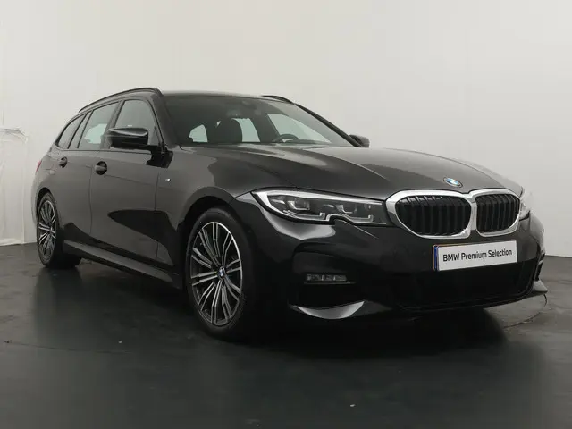 BMW 3 Serie Touring 318i Business Edition 2021 Benzine 7