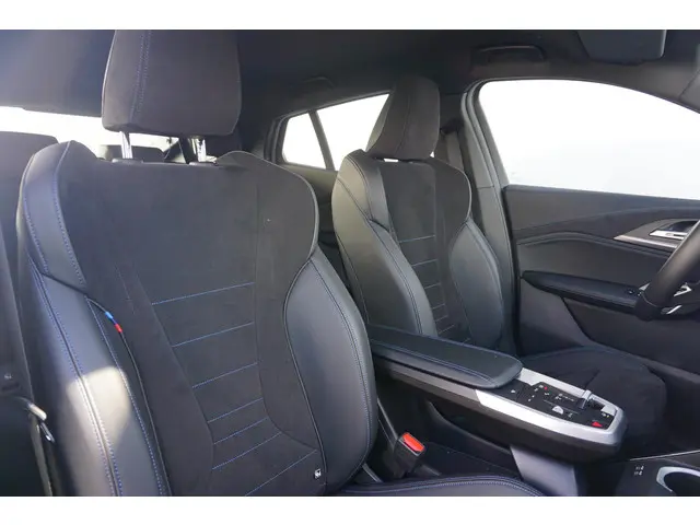 BMW X2 sDrive20i 2024 Benzine 8