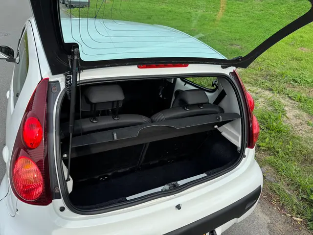Peugeot 107 1.0 Active 2013 Airco 5drs 2013 Benzine 4