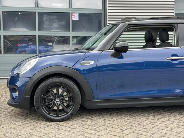 MINI Cooper Mini 1.5 Pepper | Pano | Airco | NAP 2016 Benzine 18