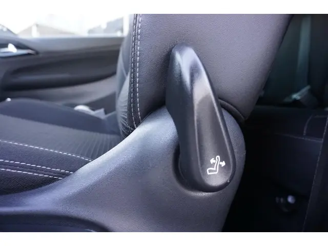 DS DS 3 Cabrio 1.2 PureTech So Chic 2017 Benzine 7