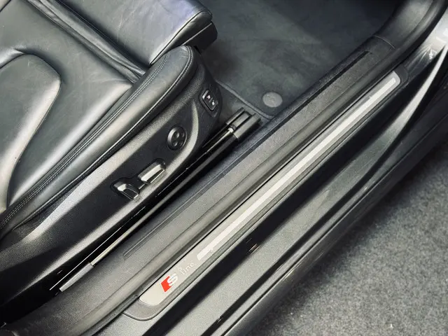 Audi A5 Cabriolet 1.8 TFSI S-Line 2x 2015 Benzine 32