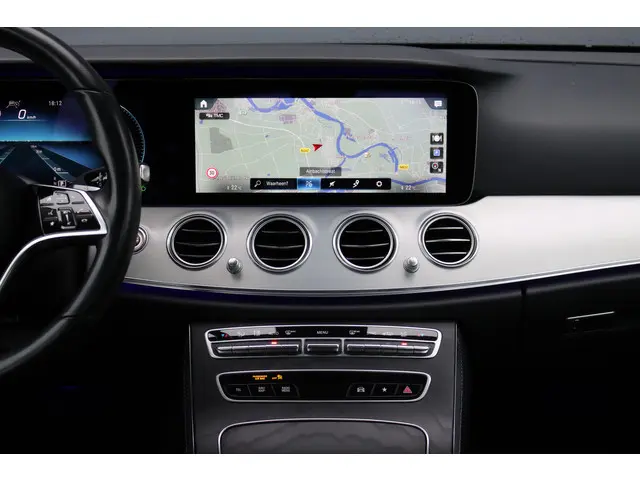 Mercedes-Benz E-Klasse 220 d Avantgarde | 2021 Diesel 8