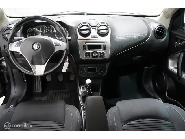 Alfa Romeo MiTo 1.4 Centenario 2013 Benzine 8