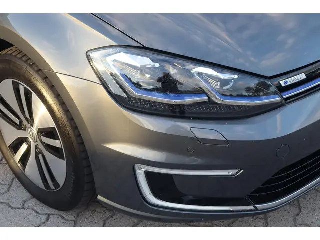 Volkswagen e-Golf e-Golf 2018 Elektrisch 9