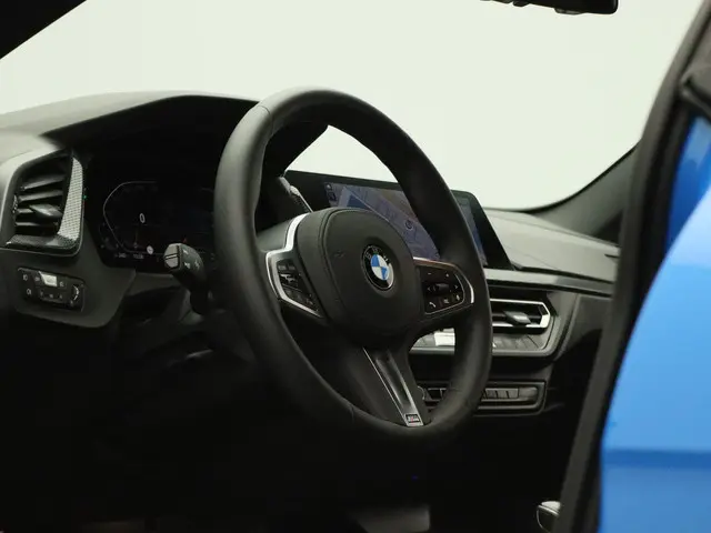 BMW 2 Serie Gran Coupé 218i 2022 Benzine 44
