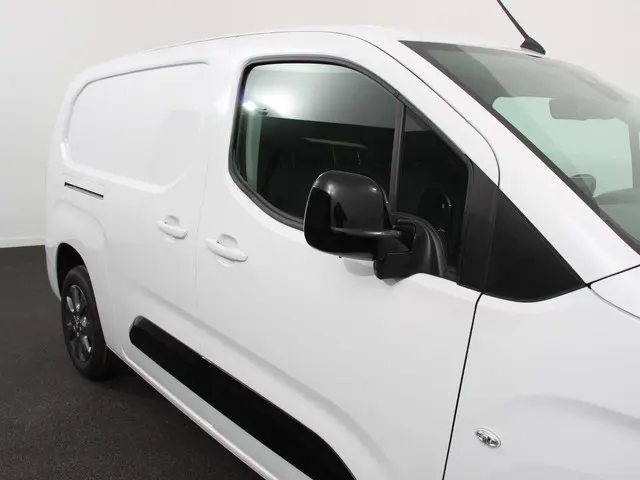 Opel Combo 1.5 BlueHDi 130 S&S L2 Automaat 2024 Diesel 8