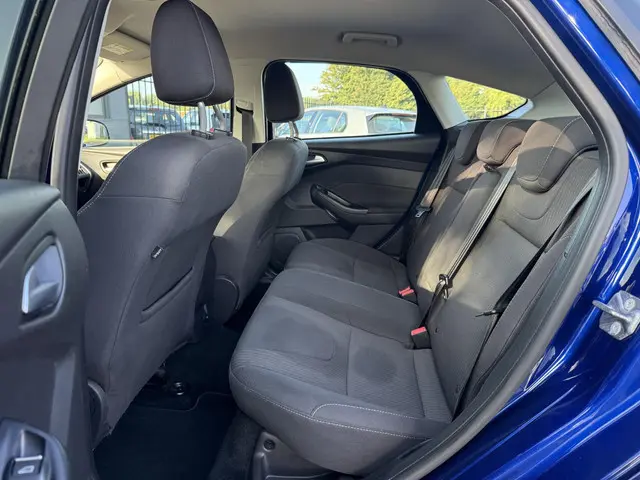 Ford Focus 1.0 EcoBoost Edition Plus 2014 Benzine 9