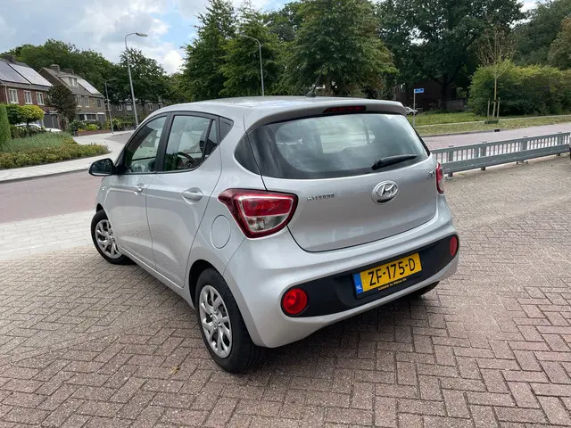 Hyundai i10 1.0i Comfort 2019 Benzine 4