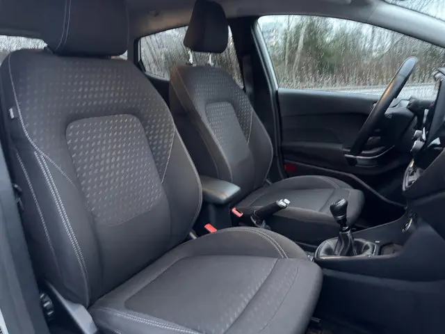 Ford Fiesta 1.0 EcoBoost Titanium 2021 Benzine 13