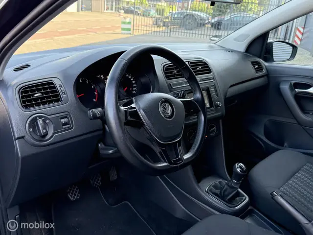 Volkswagen Polo 1.0 Comfortline AIRCO 2015 Benzine 10