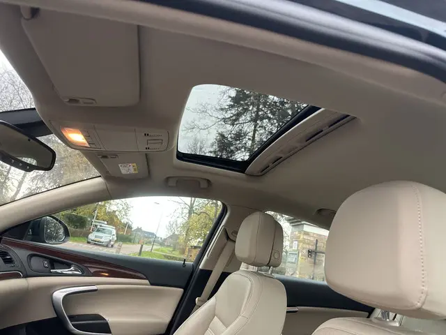 Opel Insignia 1.6 T Cosmo full options 2015 Benzine 14