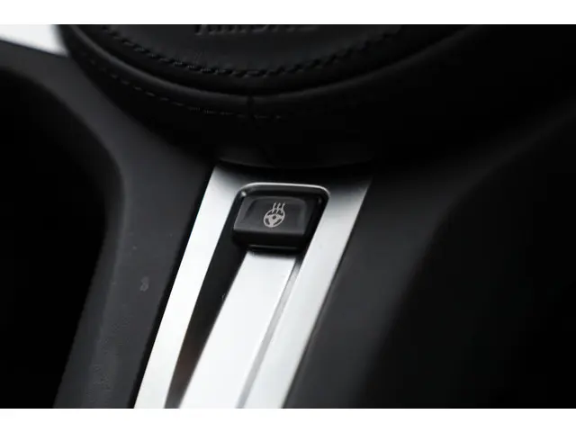 BMW 2 Serie Coupé M240i xDrive 375pk 2023 Benzine 17