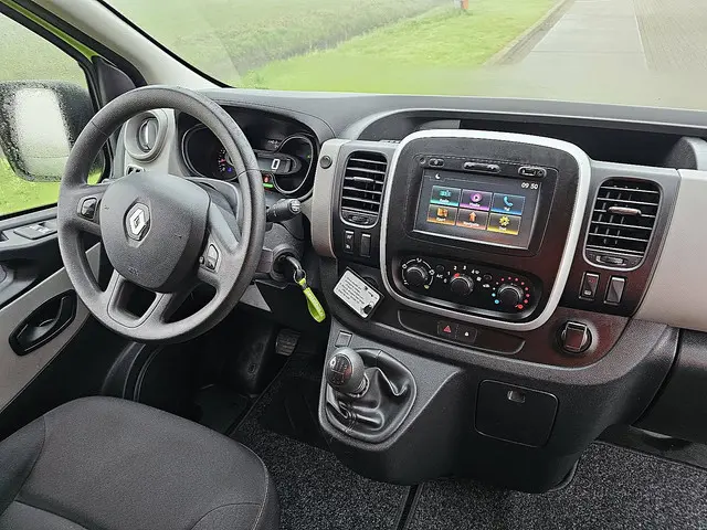 Renault Trafic 1.6 DCI 2018 Diesel 8