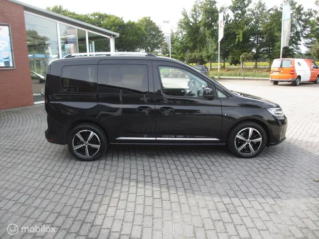 Volkswagen Caddy Combi 1.5 TSI 5p 2021 Benzine 4