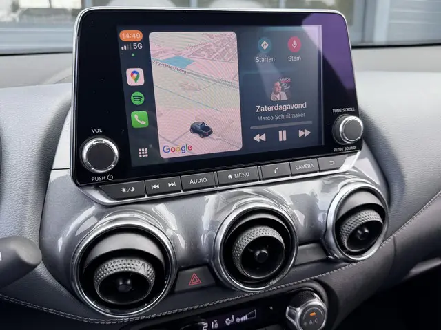 Nissan Juke 1.0 DIG-T N-CONNECTA 2020 Benzine 25